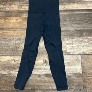 LNDR The Streamline Super Sculpt Navy Blue Leggings Athleisure
Seamless Size SM